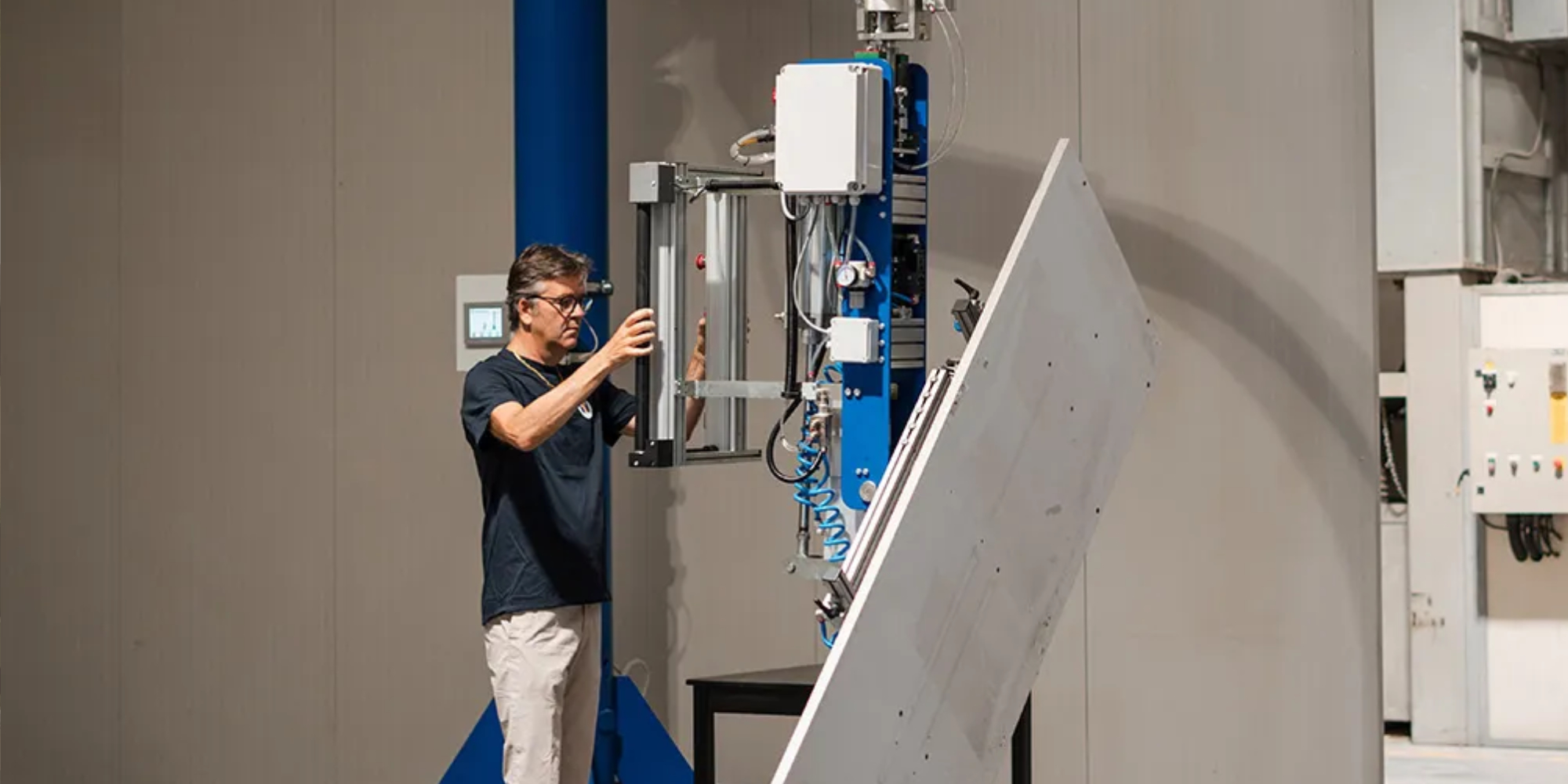 ARMtech | Handling | Whitech